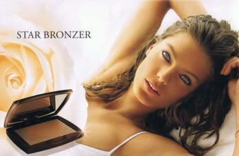 Lancôme - Star Bronzer Poudre Bronzante Longue Tenue Hâle - Daria Werbowy